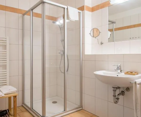 Waldbothgut Lantgård Linz