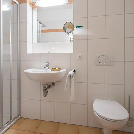 Waldbothgut Farma Linec